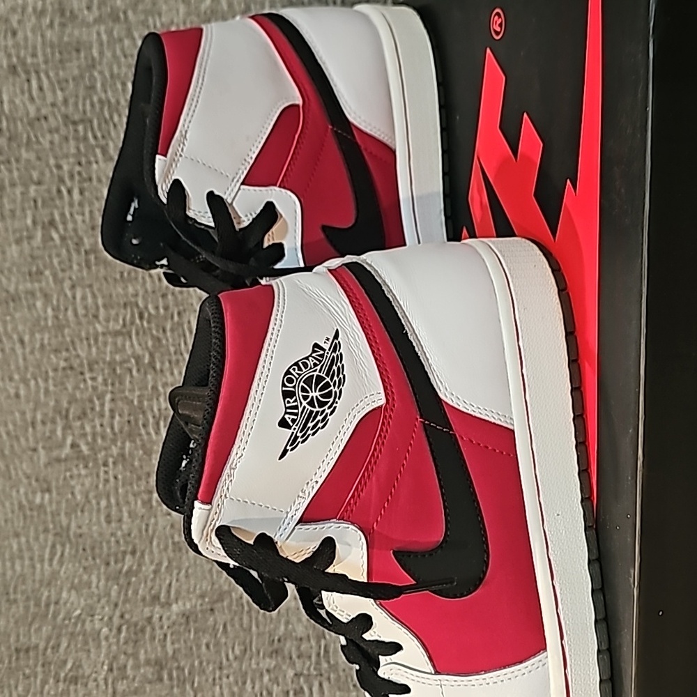 Air Jordan 1 Retro High OG white/black/carmine red - Picture 4 of 10